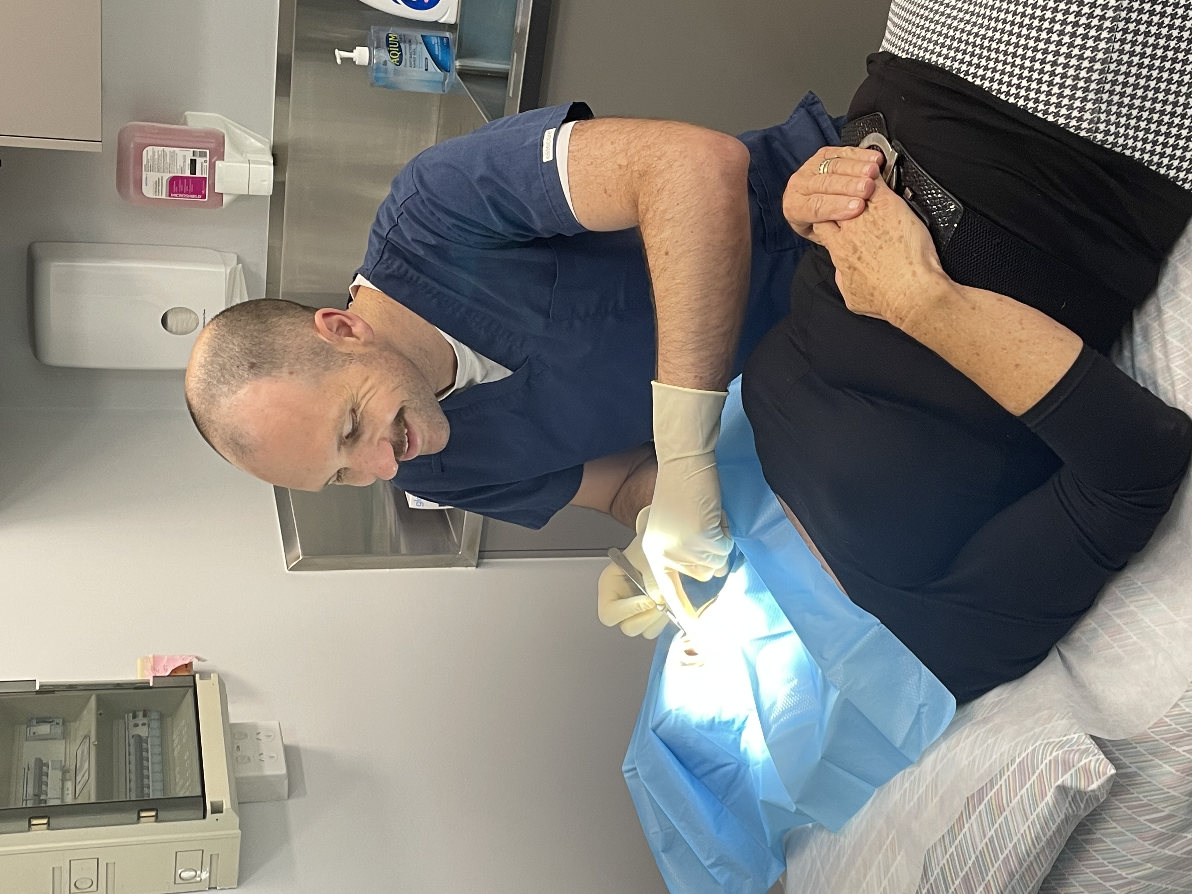 Dr Robbie Operating